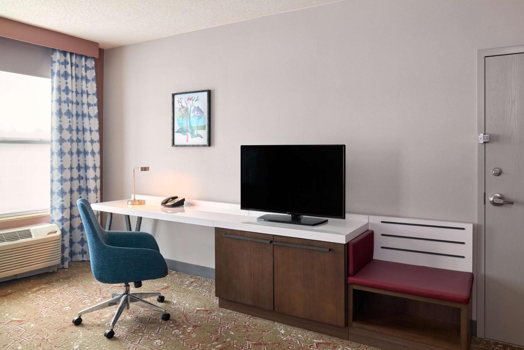 Hilton Garden Inn Bloomington Exteriör bild