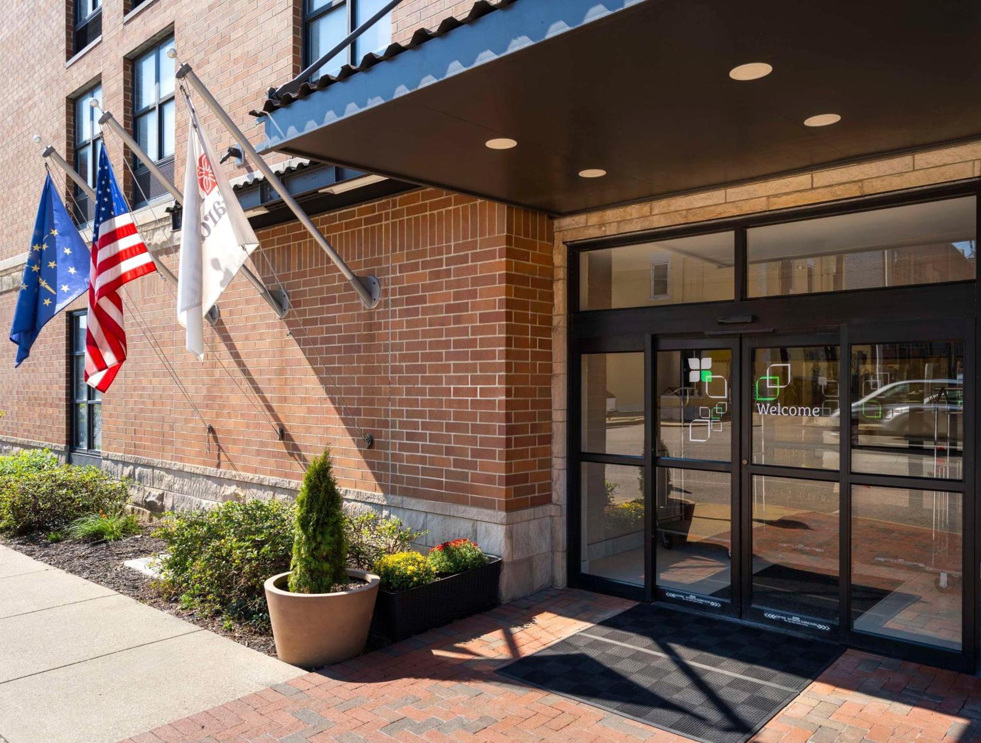 Hilton Garden Inn Bloomington Exteriör bild